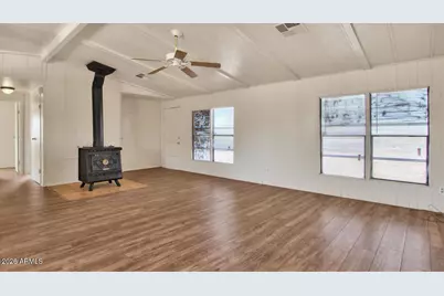 39805 N New River Road, Phoenix, AZ 85086 - Photo 6