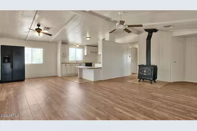 39805 N New River Road, Phoenix, AZ 85086 - Photo 8