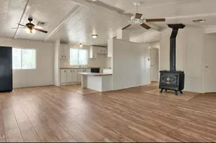 39805 N New River Rd, Phoenix, AZ 85086 - Photo 8