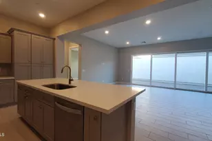 241 E Azalea Dr, Chandler, AZ 85286 - Photo 10