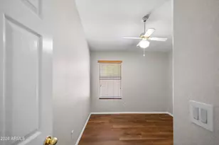 1214 E Beverly Ln, Phoenix, AZ 85022 - Photo 18