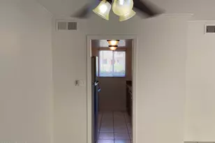 4804 N 73rd St, Scottsdale, AZ 85251 - Photo 10