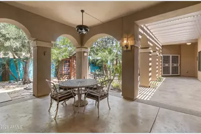 11660 W Lakeview Court, Surprise, AZ 85378 - Photo 10