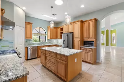 11660 W Lakeview Court, Surprise, AZ 85378 - Photo 18