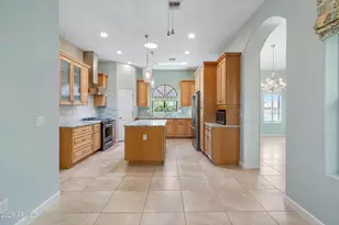 11660 W Lakeview Ct, Surprise, AZ 85378 - Photo 20