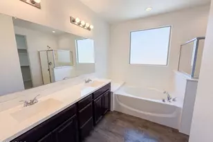 8014 W Atlantis Wy, Phoenix, AZ 85043 - Photo 6