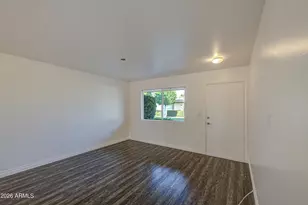10921 W Santa Fe Dr, Sun City, AZ 85351 - Photo 8
