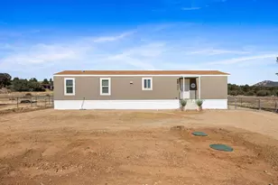 18296 S Frontier Rd, Peeples Valley, AZ 86332 - Photo 6