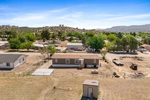 18296 S Frontier Rd, Peeples Valley, AZ 86332 - Photo 36