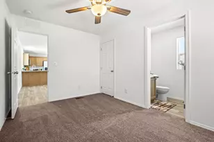18296 S Frontier Rd, Peeples Valley, AZ 86332 - Photo 24