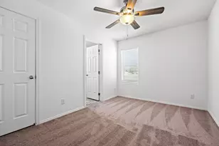 18296 S Frontier Rd, Peeples Valley, AZ 86332 - Photo 22