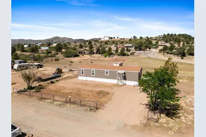 18296 S Frontier Road, Peeples Valley, AZ 86332 - Photo 32
