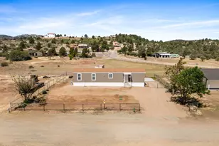 18296 S Frontier Rd, Peeples Valley, AZ 86332 - Photo 30