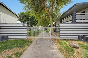 749 E Montebello Ave, Phoenix, AZ 85014 - Photo 2