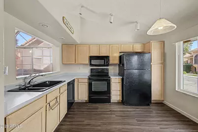 3758 E Park Avenue, Phoenix, AZ 85044 - Photo 8