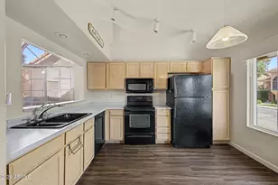3758 E Park Ave, Phoenix, AZ 85044 - Photo 8