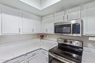 5757 W Eugie Ave, Glendale, AZ 85304 - Photo 14