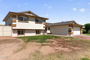 5740 N 42nd Ave, Phoenix, AZ 85019 - Photo 1
