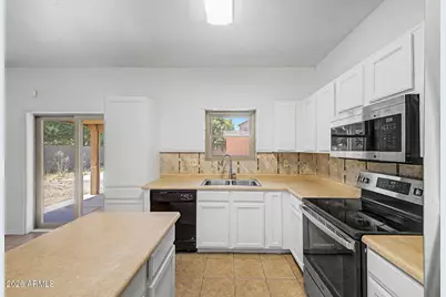 3210 S 64th Avenue, Phoenix, AZ 85043 - Photo 14