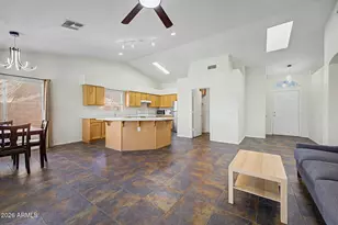 18604 N 30th Pl, Phoenix, AZ 85050 - Photo 6