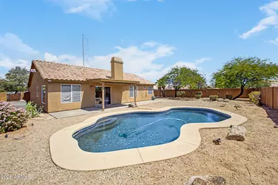 18604 N 30th Place, Phoenix, AZ 85050 - Photo 2