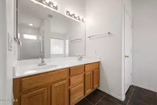 18604 N 30th Pl, Phoenix, AZ 85050 - Photo 12