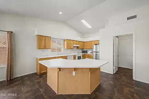 18604 N 30th Pl, Phoenix, AZ 85050 - Photo 8