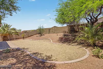 17512 W Desert View Lane, Goodyear, AZ 85338 - Photo 28