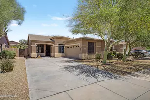 17512 W Desert View Ln, Goodyear, AZ 85338 - Photo 2