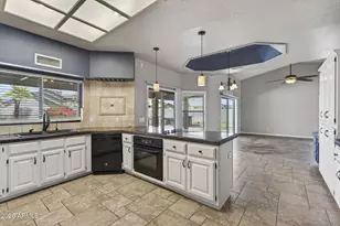 6346 E Camelot Dr, Mesa, AZ 85215 - Photo 14