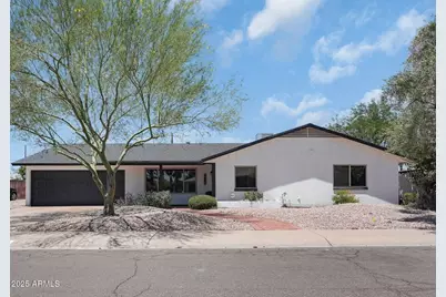 8732 E Sandalwood Drive, Scottsdale, AZ 85250 - Photo 1