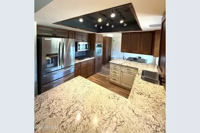8732 E Sandalwood Drive, Scottsdale, AZ 85250 - Photo 2