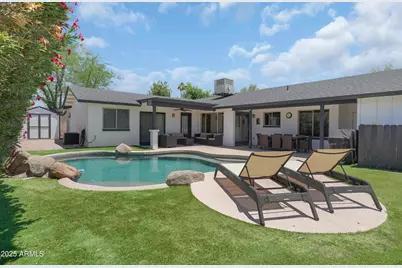 8732 E Sandalwood Drive, Scottsdale, AZ 85250 - Photo 26