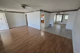 15457 N Ridgeview Rd, Sun City, AZ 85351 - Photo 2