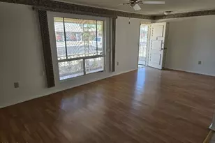 15457 N Ridgeview Rd, Sun City, AZ 85351 - Photo 6
