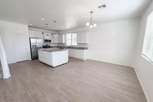 2909 S 121st Dr, Tolleson, AZ 85353 - Photo 10
