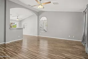 3631 W Melinda Ln, Glendale, AZ 85308 - Photo 4