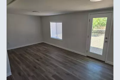 10166 W Cinnebar Avenue, Sun City, AZ 85351 - Photo 6