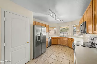 3626 E Potter Drive, Phoenix, AZ 85050 - Photo 14