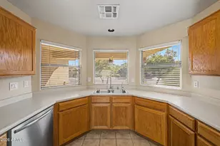3626 E Potter Dr, Phoenix, AZ 85050 - Photo 12