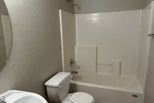 1385 E Betsy Ln, Gilbert, AZ 85296 - Photo 16