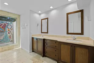 7337 E Echo Ln, Scottsdale, AZ 85258 - Photo 20