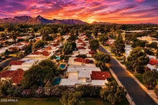 7337 E Echo Ln, Scottsdale, AZ 85258 - Photo 4