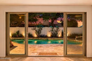 7337 E Echo Ln, Scottsdale, AZ 85258 - Photo 2