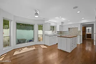 7337 E Echo Ln, Scottsdale, AZ 85258 - Photo 12