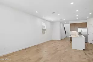11879 W Burnside Trail, Peoria, AZ 85383 - Photo 8