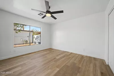 3802 W Sunland Avenue, Phoenix, AZ 85041 - Photo 12