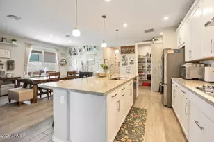 5812 N 191st Dr, Litchfield Park, AZ 85340 - Photo 14