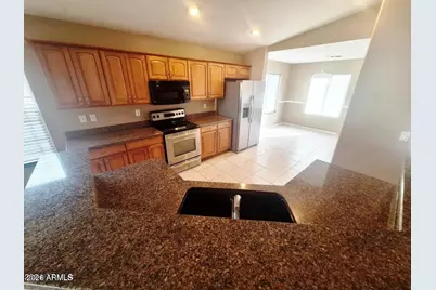 14216 W Rosewood Drive, Surprise, AZ 85379 - Photo 8