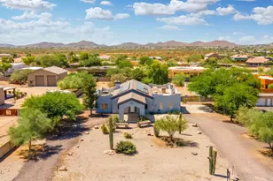 509 W Lavitt Ln, Phoenix, AZ 85086 - Photo 2